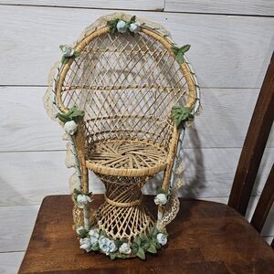 Vintage Wicker Peacock Fan Back Rattan Chair 15” Plant Stand Boho Decor